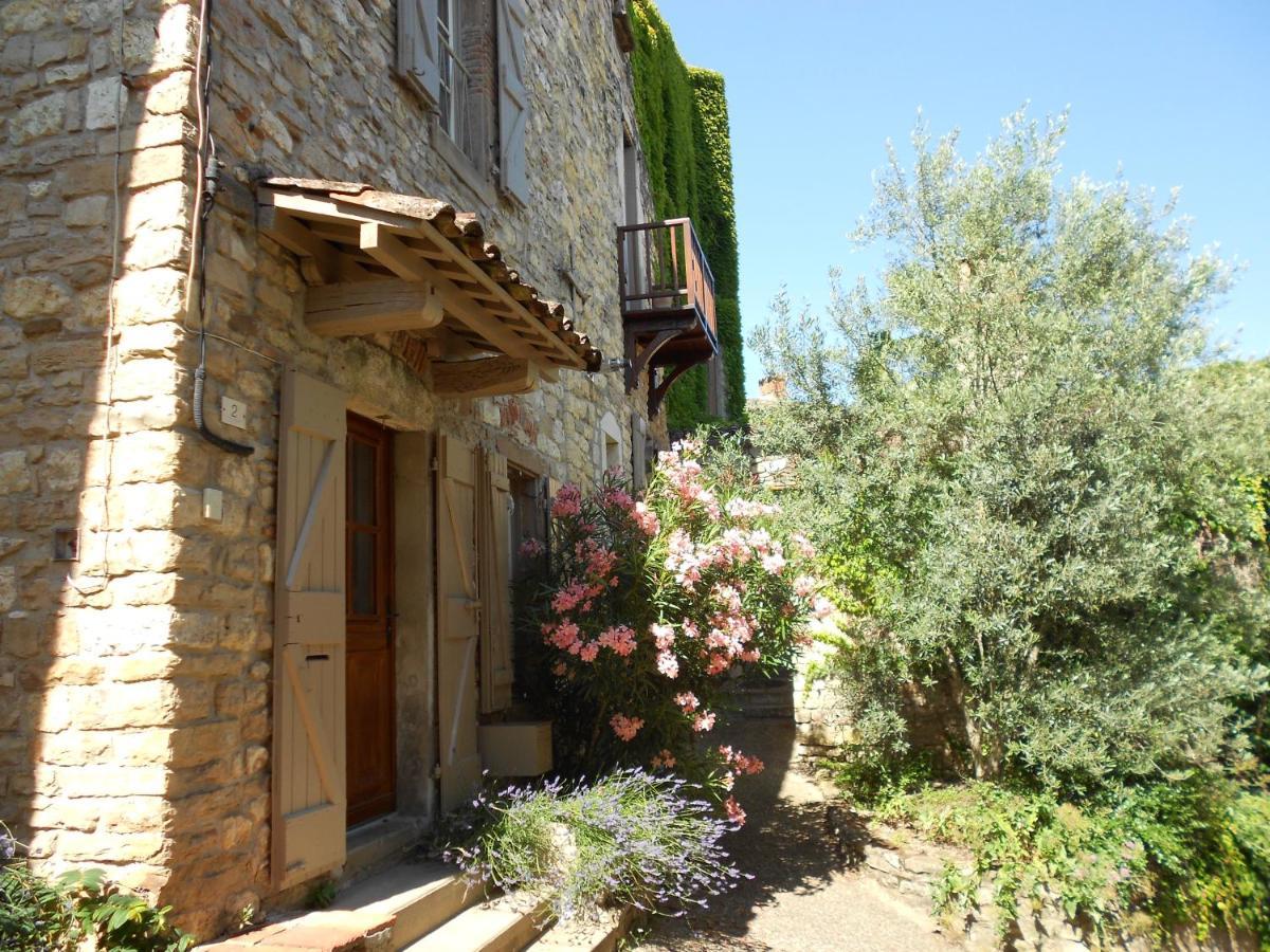 Apartment Rue Du Barri
